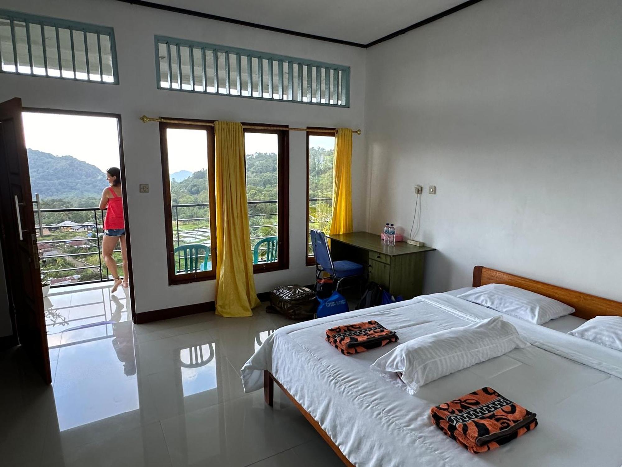 Farila Lodge Kelimutu Eksteriør bilde